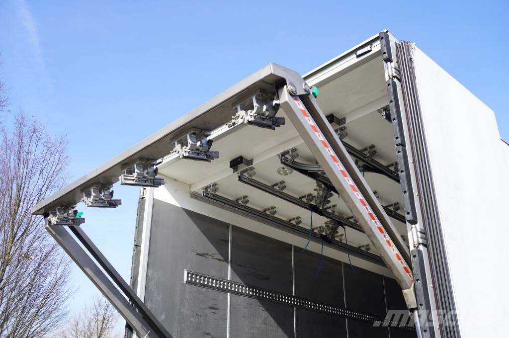 Iveco Eurocargo 140-190 4x2 E6 / Meat hook refrigerator Φορτηγά Ψυγεία