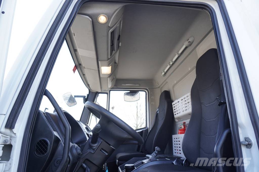 Iveco Eurocargo 140-190 4x2 E6 / Meat hook refrigerator Φορτηγά Ψυγεία