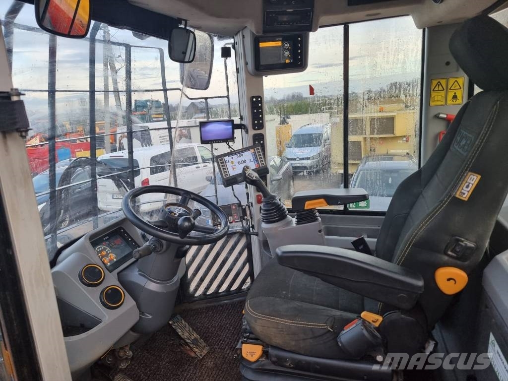 JCB 437 Hi-Tip Naudoti ratiniai krautuvai