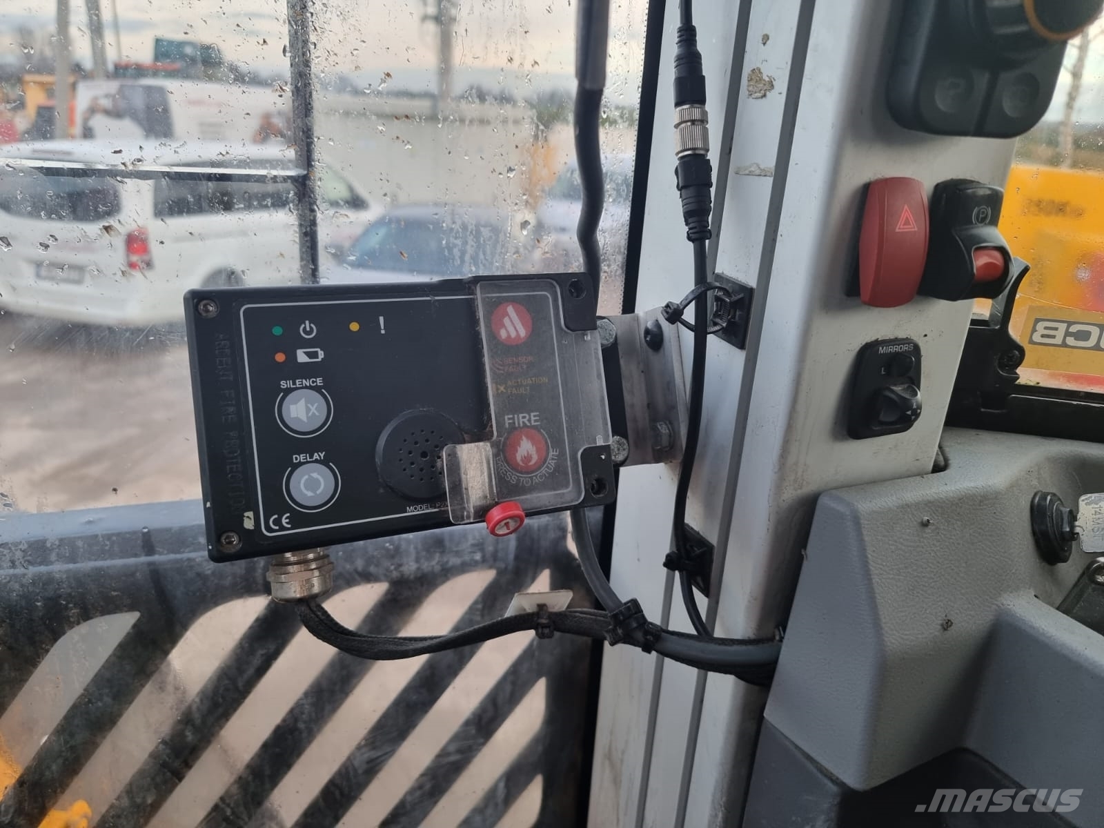 JCB 437 Hi-Tip Naudoti ratiniai krautuvai