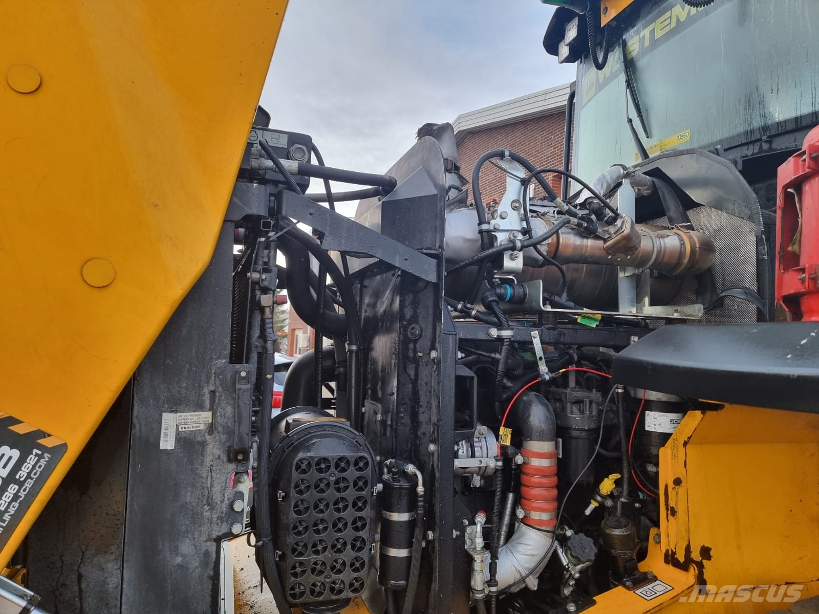 JCB 437 Hi-Tip Naudoti ratiniai krautuvai