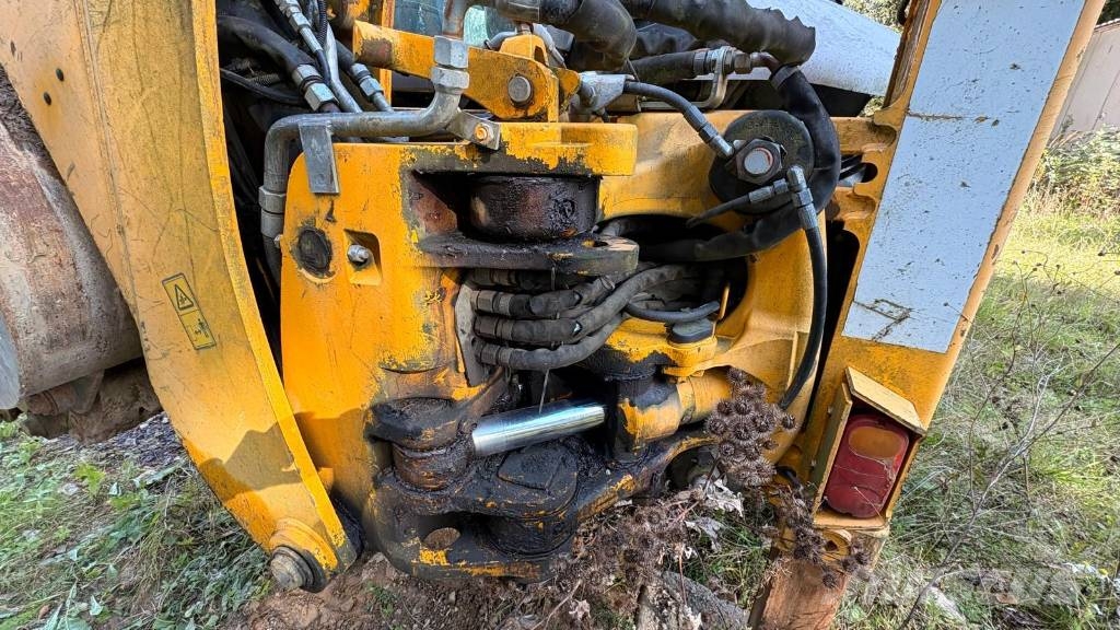 JCB 3 CX Rýpadlo-nakladače