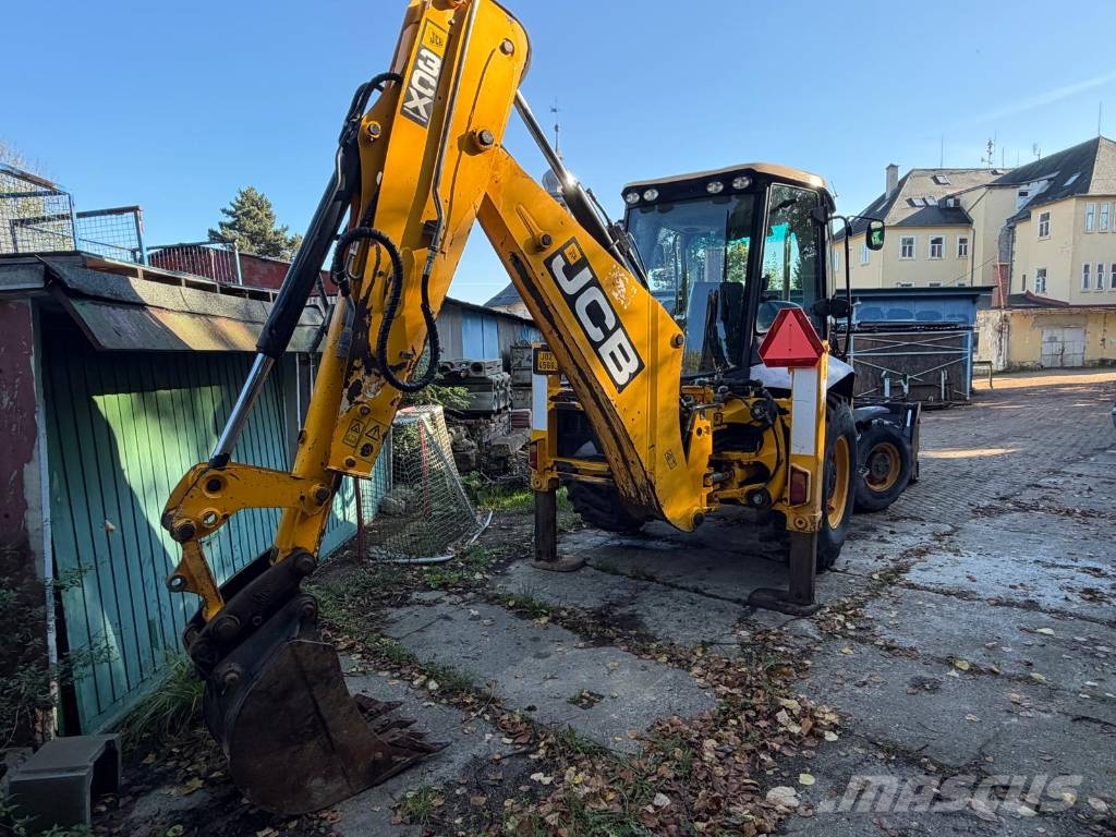 JCB 3 CX Товарач със заден ексватор