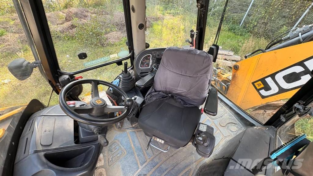 JCB 3 CX Rýpadlo-nakladače