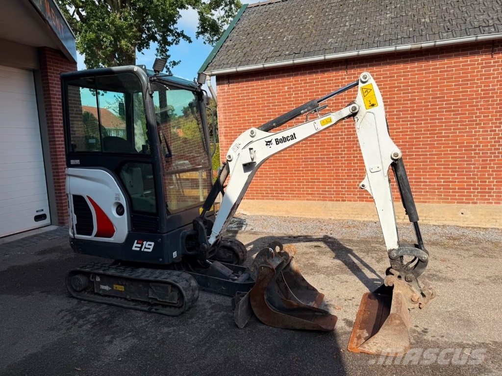 Bobcat E 19 Mini kotrók < 7t