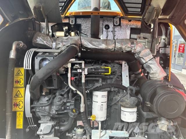 CASE 321 F / 8 KPL LISÄLAITETTA !!!! Wielladers