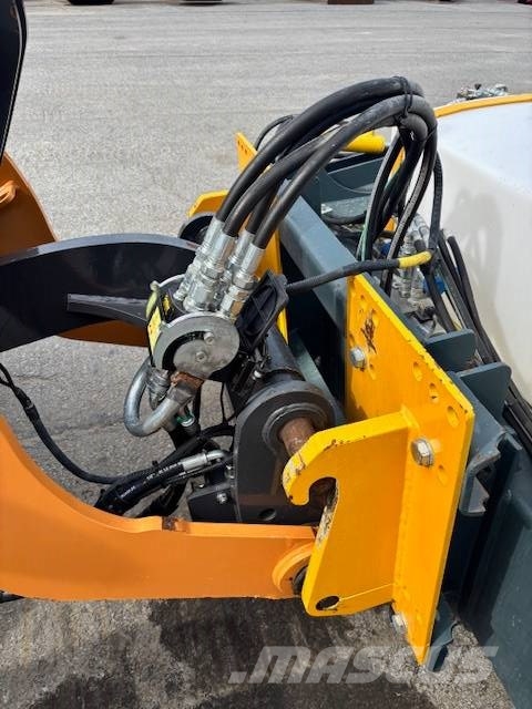 CASE 321 F / 8 KPL LISÄLAITETTA !!!! Wielladers