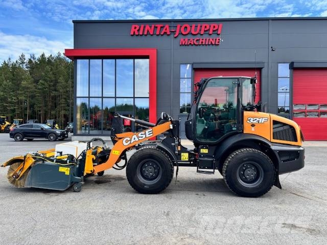CASE 321 F / 8 KPL LISÄLAITETTA !!!! Wielladers