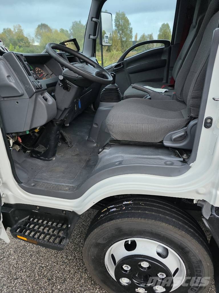 Isuzu P75 E6 Cc 5193 Cv190 Kw140 Passo 2900 E6 شاحنات المخلفات