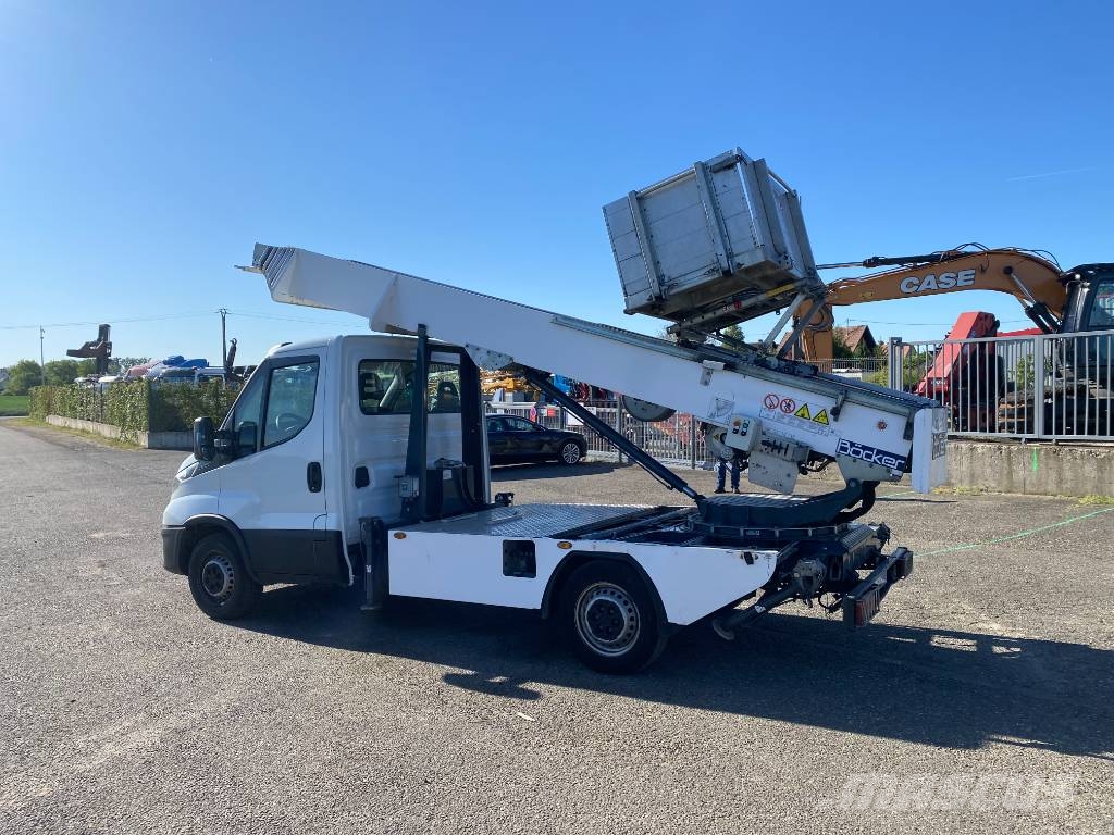 Iveco DAILY 35S140 2.3D/140-BOCKER HL34/1-8LH endommagé Andre