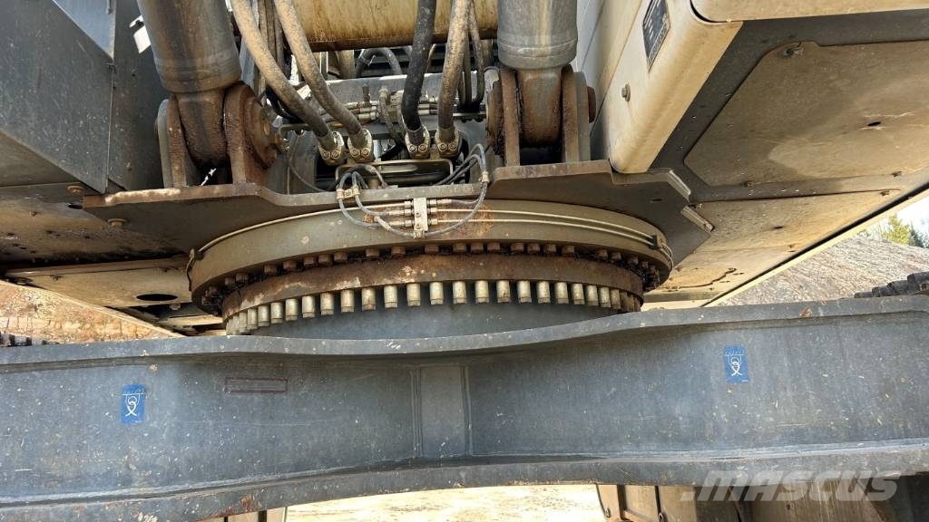 Liebherr R 945 B Roomikekskavaatorid