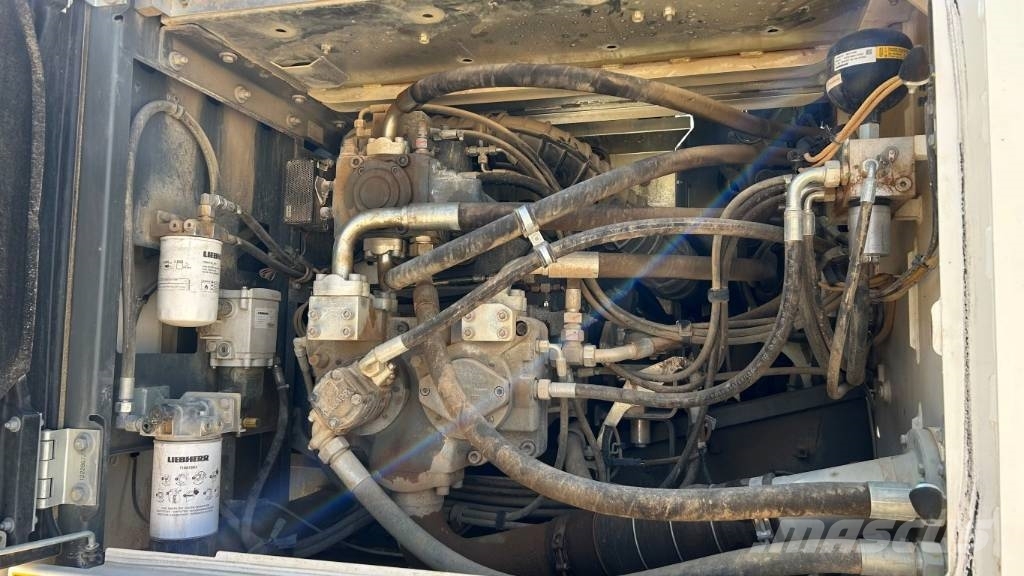 Liebherr R 945 B Roomikekskavaatorid