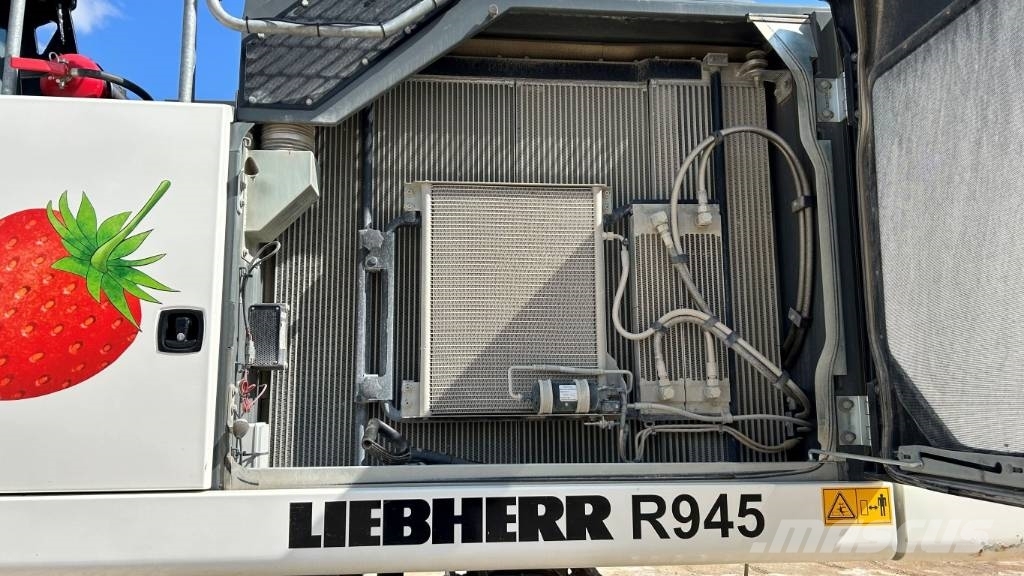 Liebherr R 945 B Roomikekskavaatorid