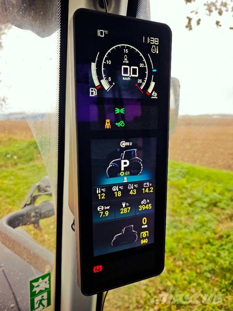 Valtra T 215 Versus Traktori