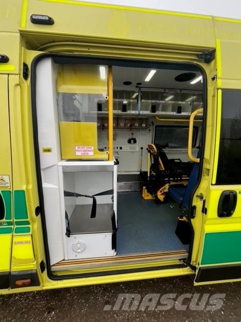 Fiat Ducato A&E Fiat Ducato A&E Vehicle with Stryker Pr سيارات إسعاف