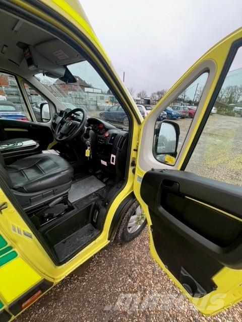 Fiat Ducato A&E Fiat Ducato A&E Vehicle with Stryker Pr سيارات إسعاف