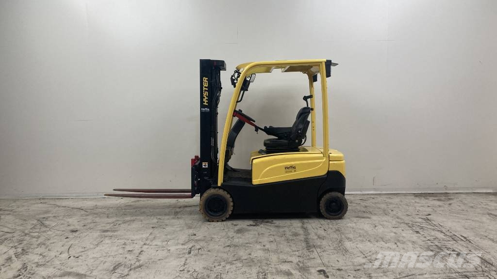 Hyster J 2.0 XN LWB شاحنات ذات رافعات شوكية تعمل بالكهرباء