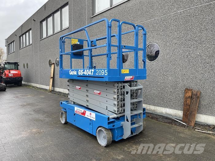 Genie GS4047 رافعات ومنصات أخرى