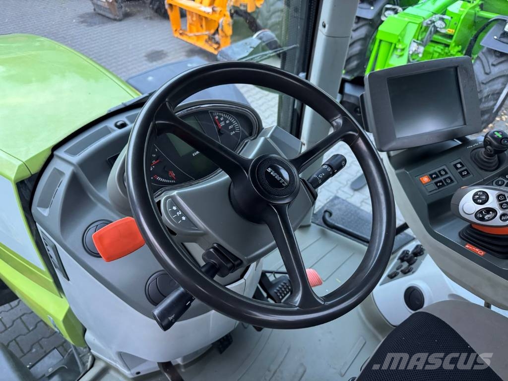 CLAAS ARION 640 CEBIS Hexashift Traktorit