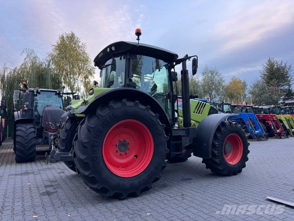 CLAAS ARION 640 CEBIS Hexashift Traktorit