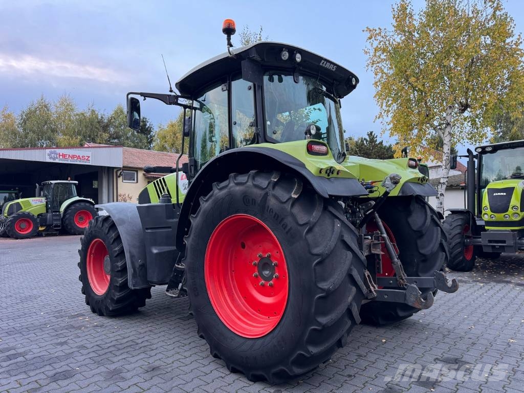 CLAAS ARION 640 CEBIS Hexashift Traktorit
