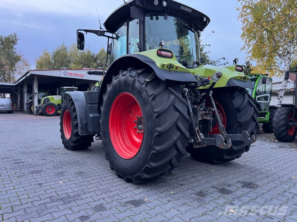 CLAAS ARION 640 CEBIS Hexashift Traktorit
