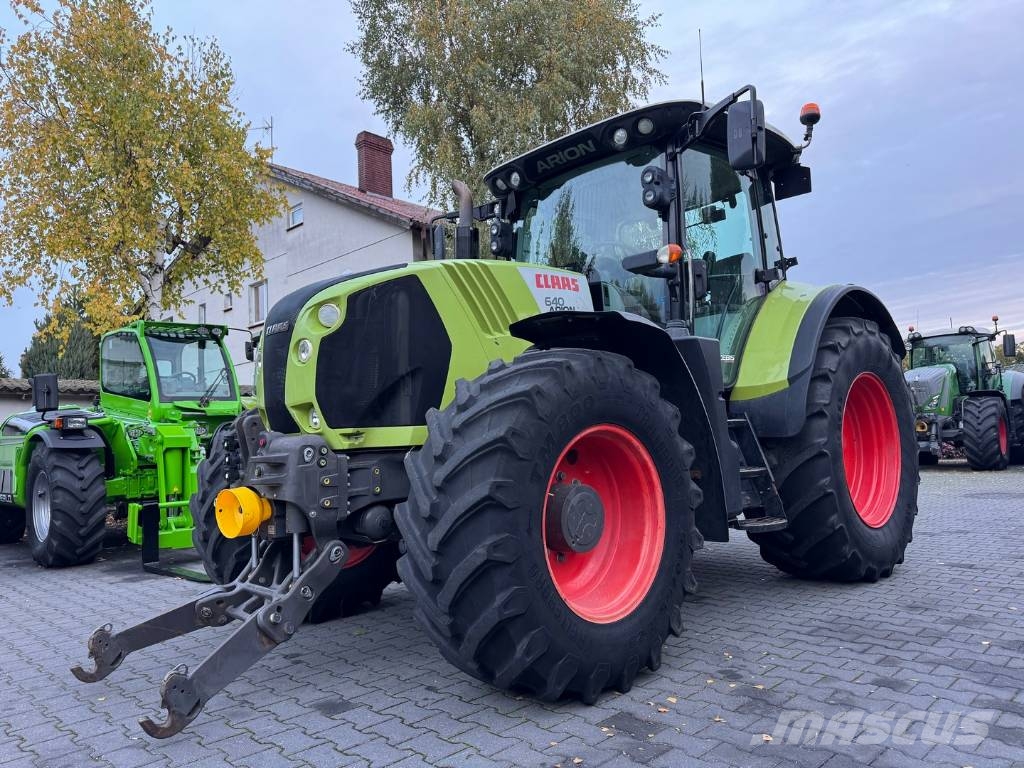 CLAAS ARION 640 CEBIS Hexashift Traktorit