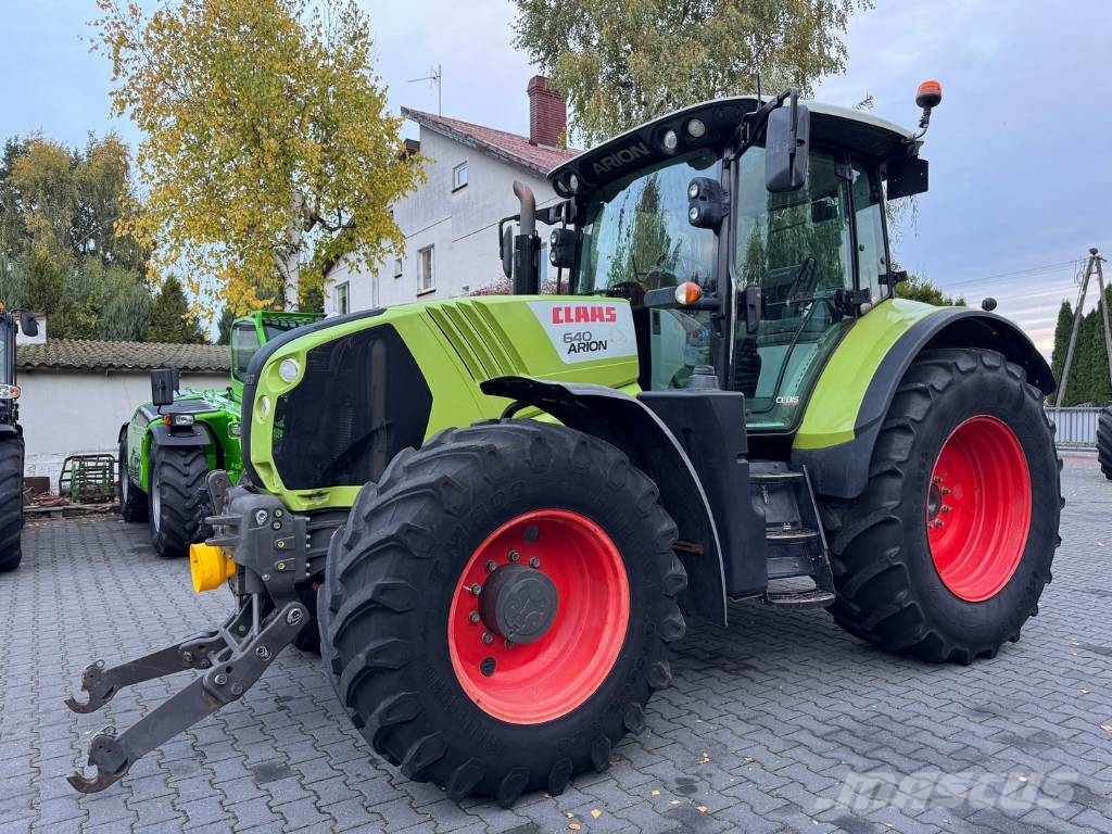 CLAAS ARION 640 CEBIS Hexashift Traktorit