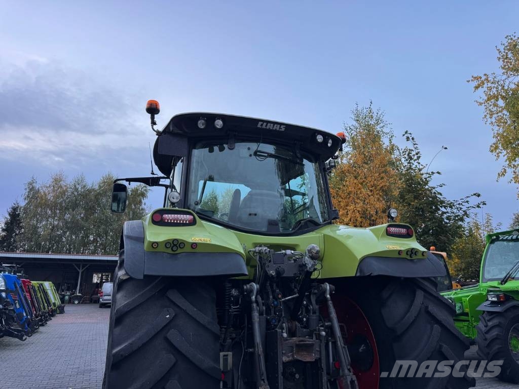 CLAAS ARION 640 CEBIS Hexashift Traktorit