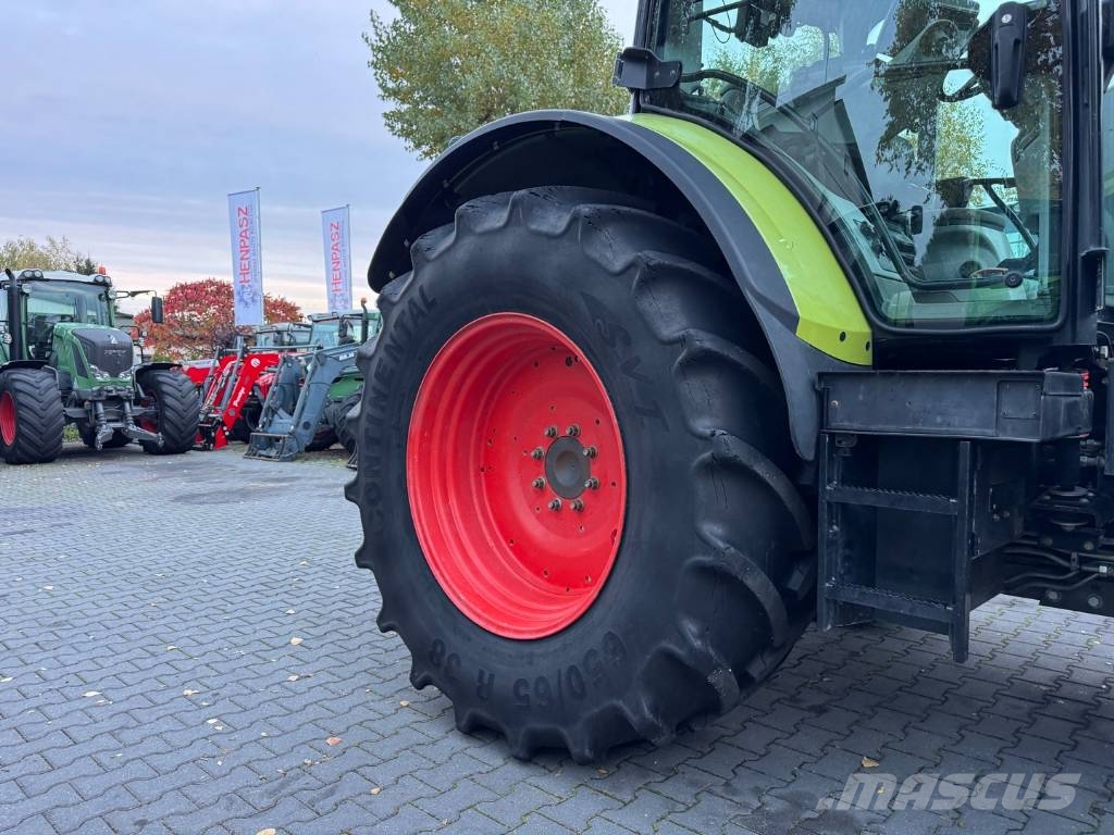 CLAAS ARION 640 CEBIS Hexashift Traktorit