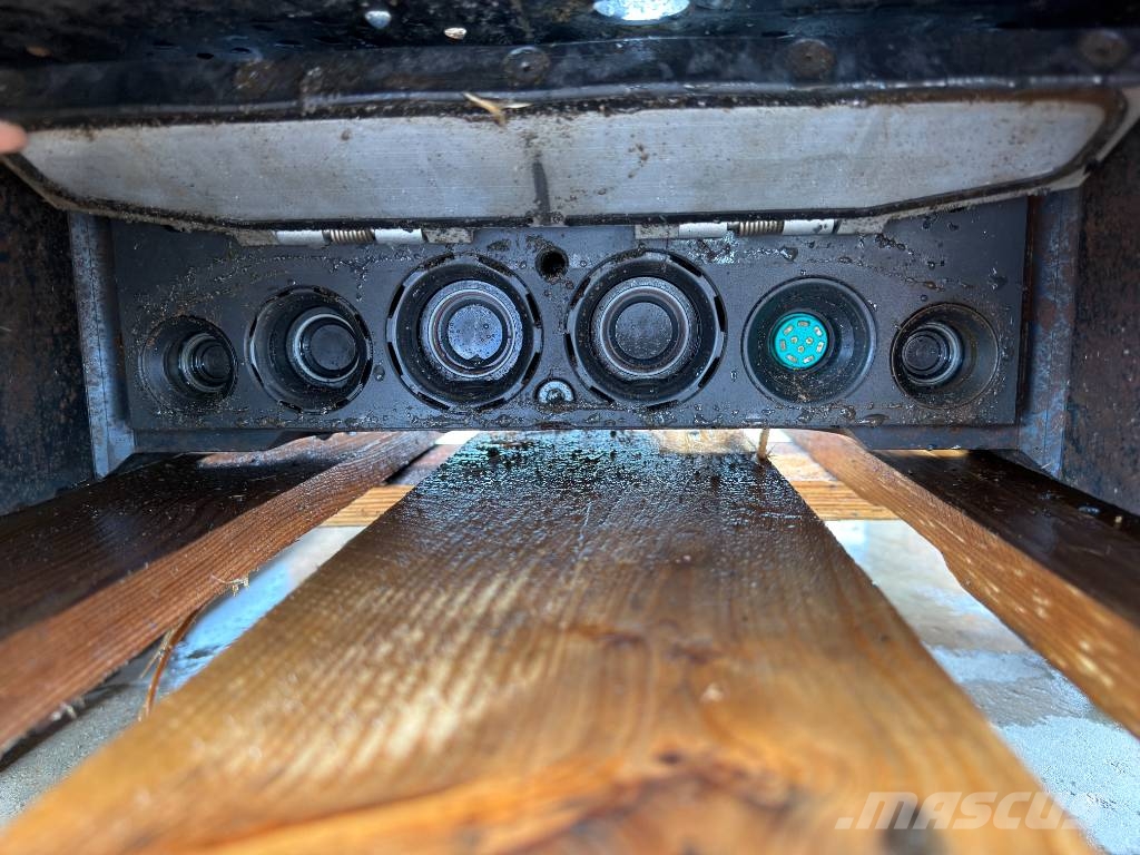 OilQuick OQ70/55 SH - 329D / 329E / 330F / 330 Quick connectors