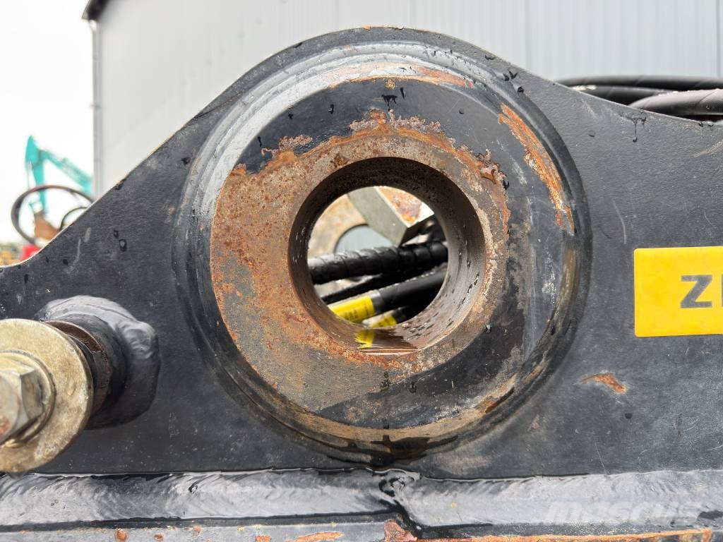 OilQuick OQ70/55 SH - 329D / 329E / 330F / 330 Quick connectors