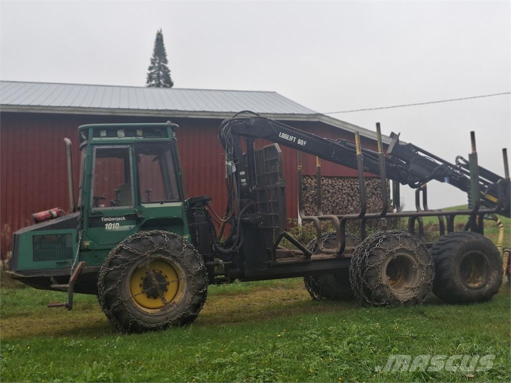 Timberjack FMG 1010 集运机