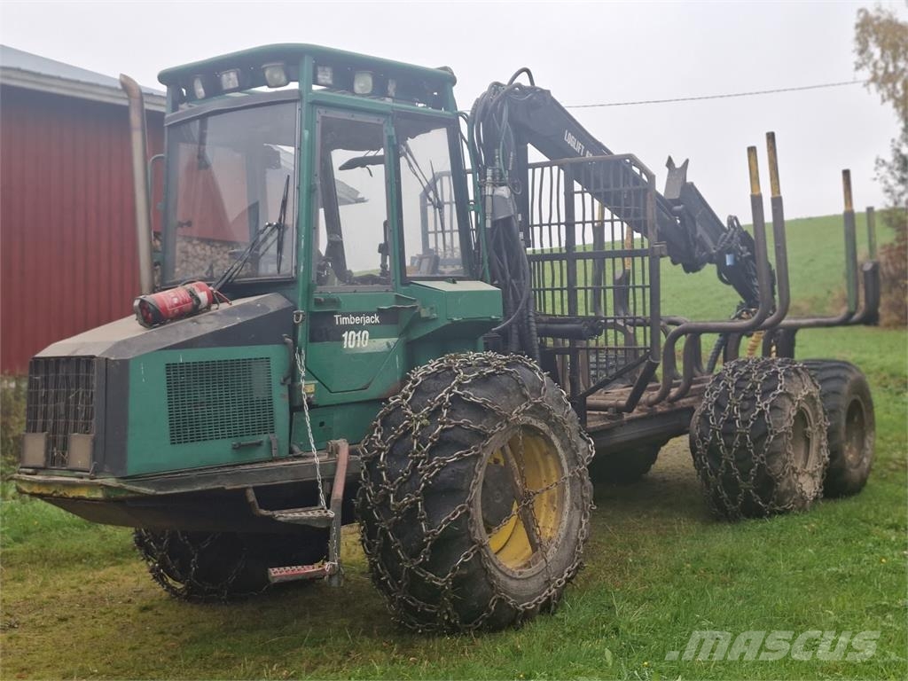 Timberjack FMG 1010 集运机
