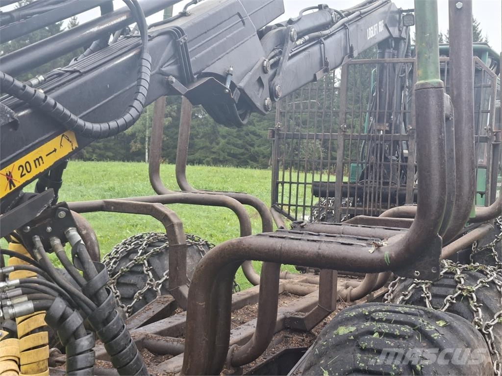 Timberjack FMG 1010 集运机