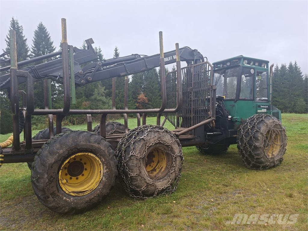 Timberjack FMG 1010 集运机