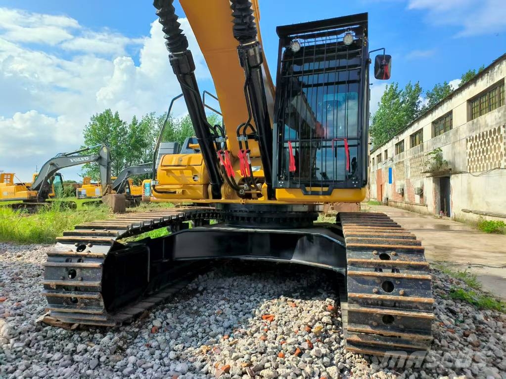 CAT 345 Bagri goseničarji