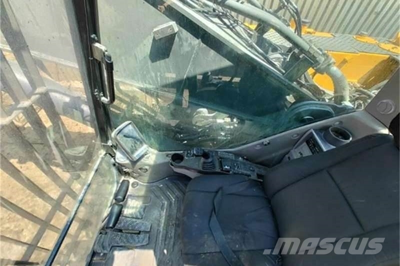 Volvo EC480DL EXCAVATOR 小型挖掘机