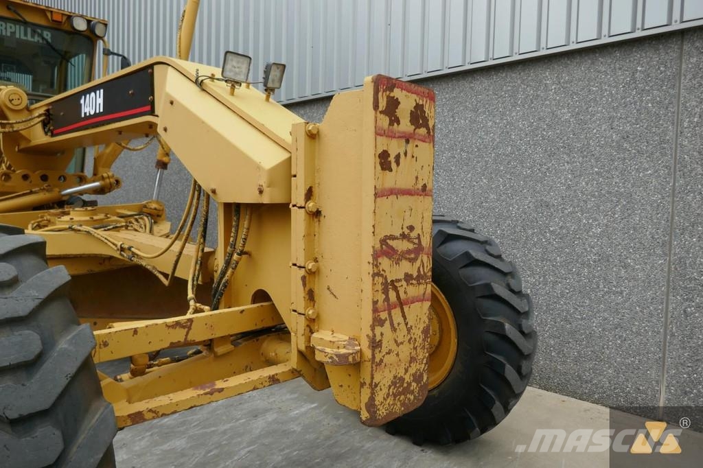 CAT 140H Grader