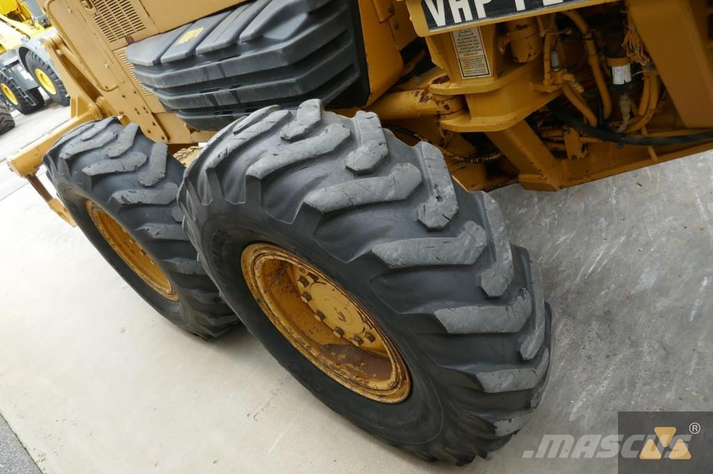 CAT 140H Grader