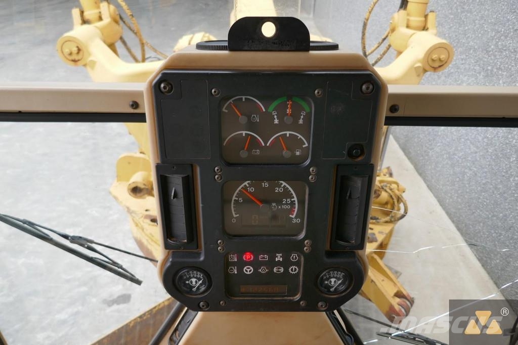 CAT 140H Grader
