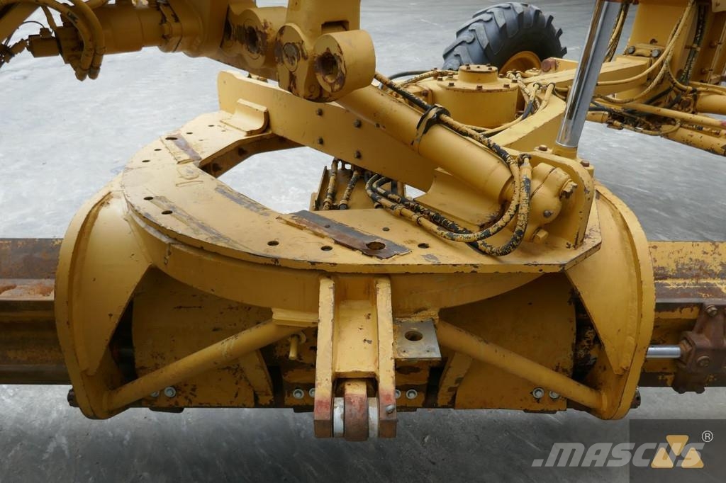CAT 140H Veihøvler