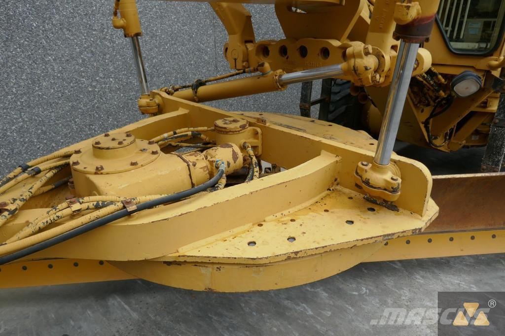 CAT 140H Veihøvler