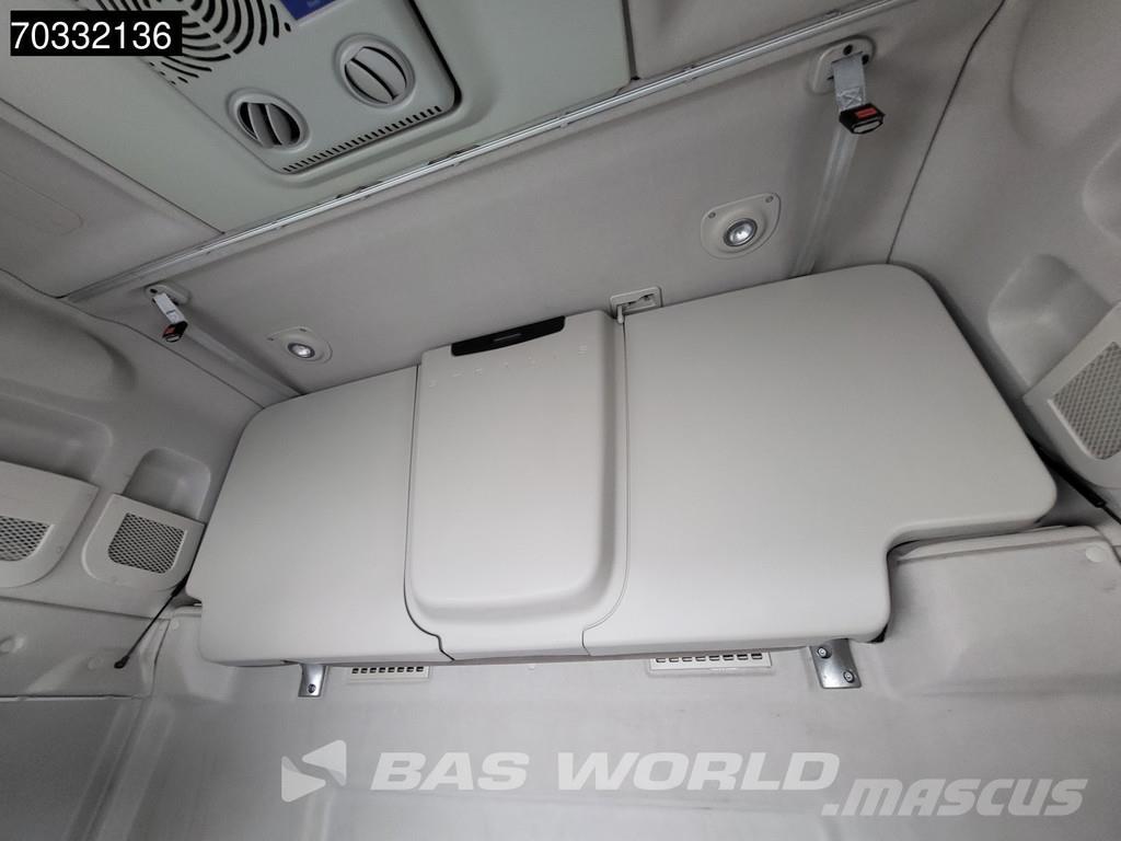 Iveco Stralis 560 Stralis 4X2 Le Mans Edition! Retarder وحدات الجر