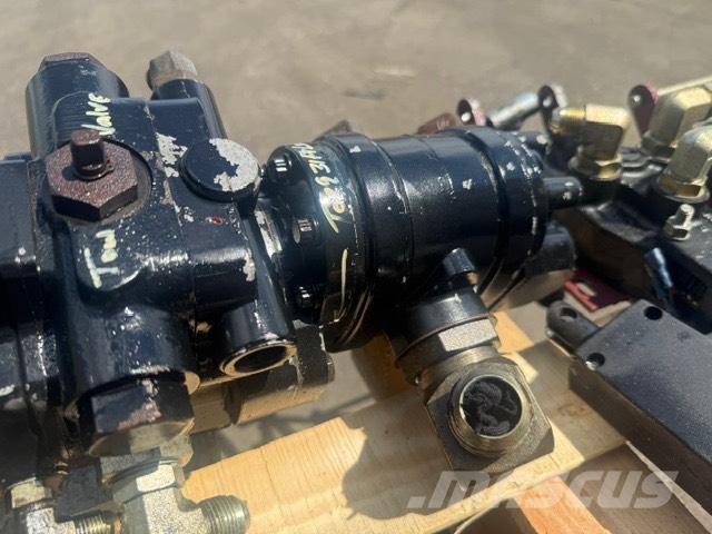 Danfoss PARKER COMPLET HYDRAULIC PARTS 液压