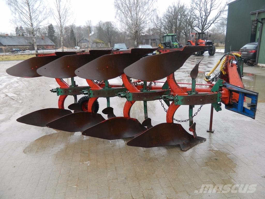 Kverneland E8 Reversible ploughs