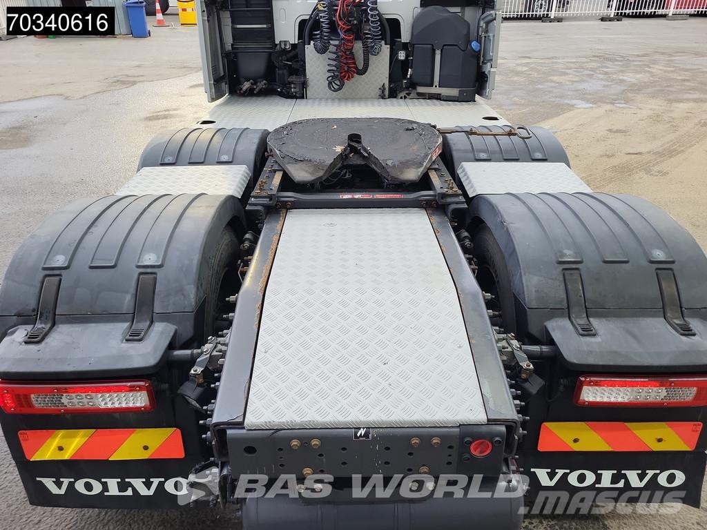 Volvo FH16 650 6X2 XL Full-Air I-ParkCool 2x Tanks Lift+ Vilcēji