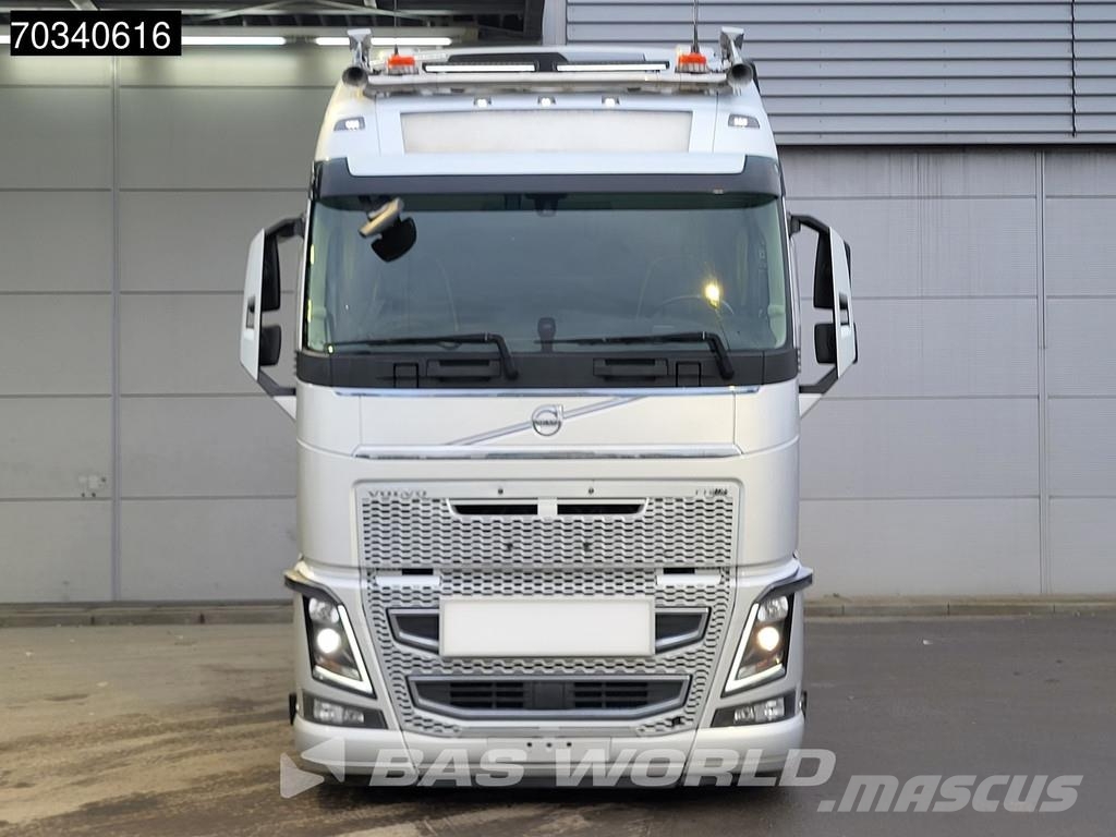 Volvo FH16 650 6X2 XL Full-Air I-ParkCool 2x Tanks Lift+ Vilcēji