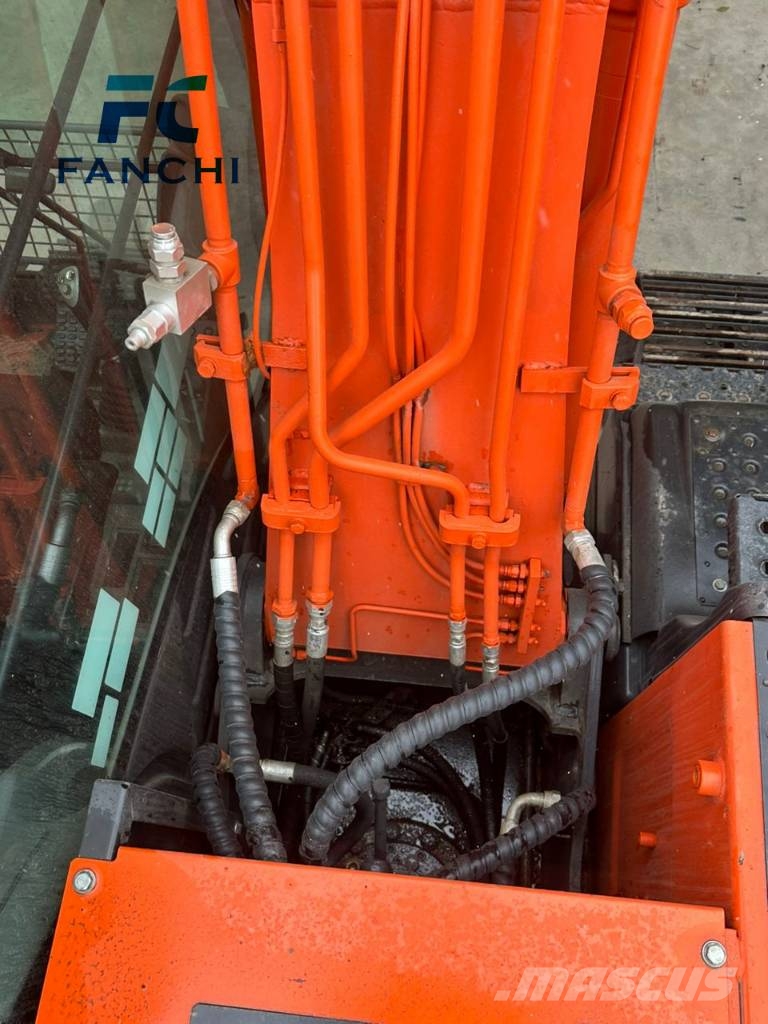 Hitachi ZX 130 Escavadeiras de esteiras