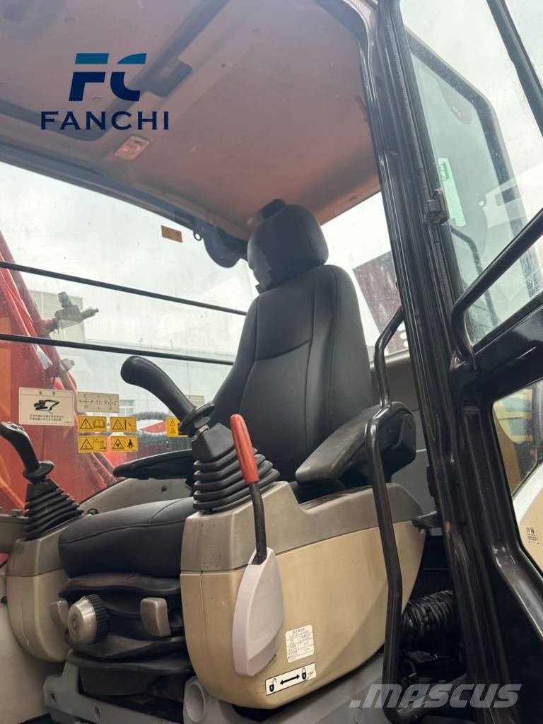 Hitachi ZX 130 Escavadeiras de esteiras
